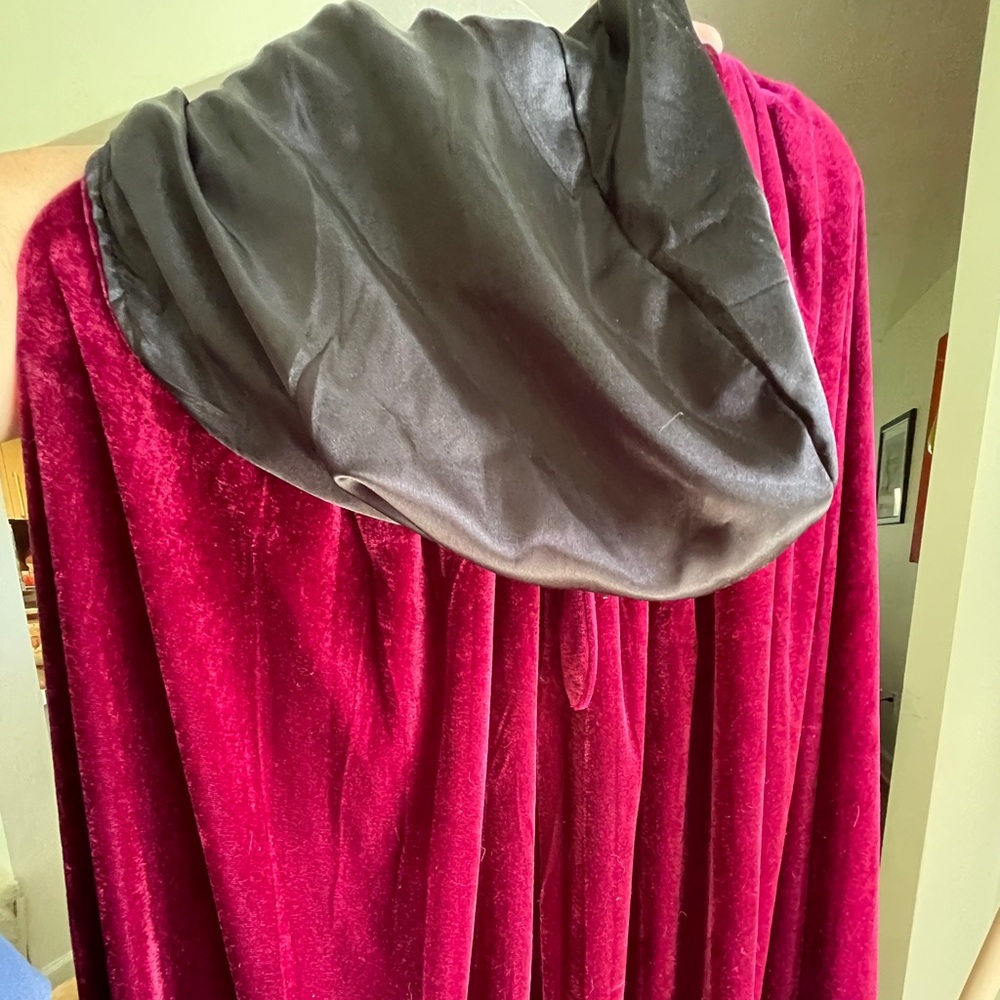 Velvet Renaissance Medieval Cloak Cape Lined with Satin.